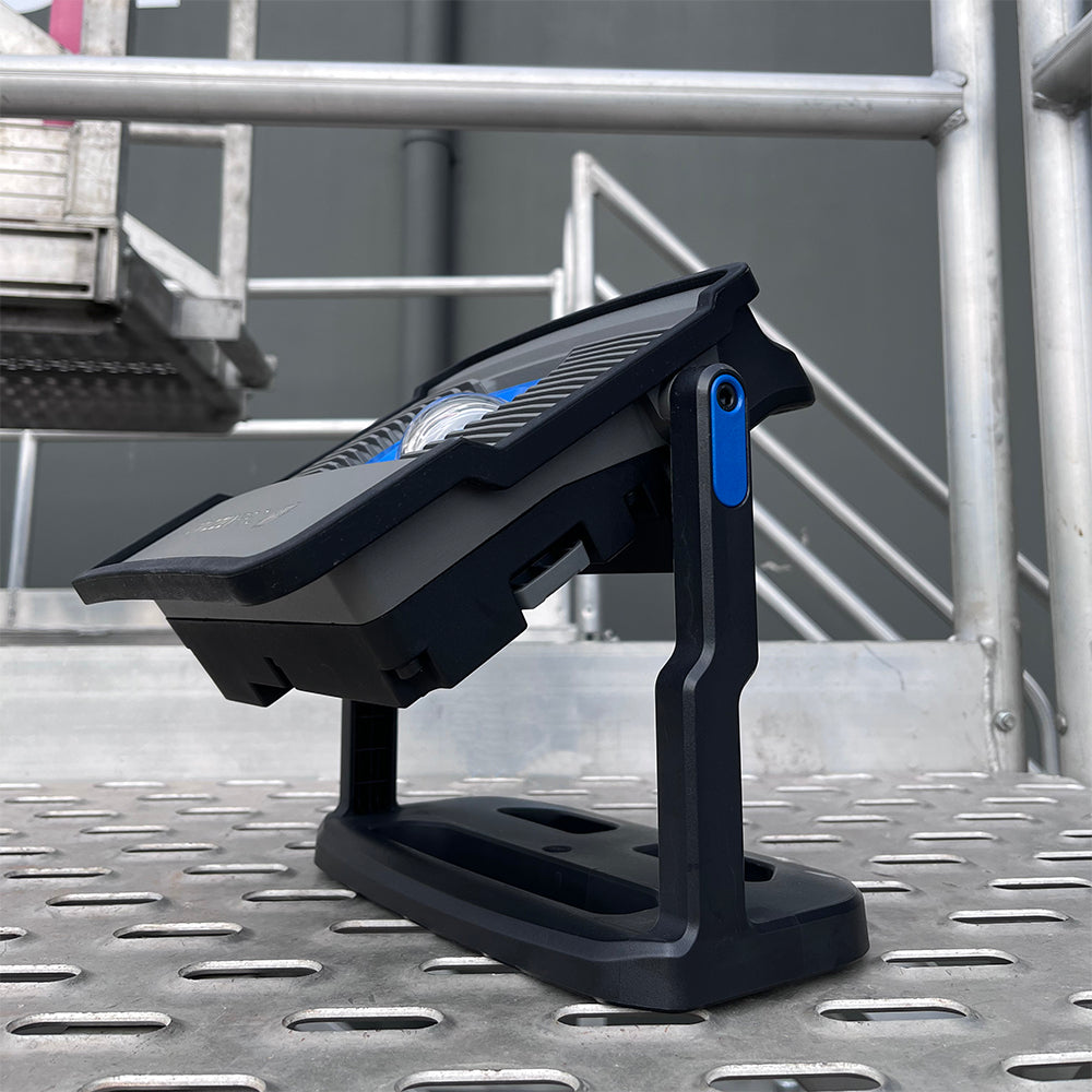 Grizzly Pro Mach 2 5000 Lumen Hybrid LED Work Light